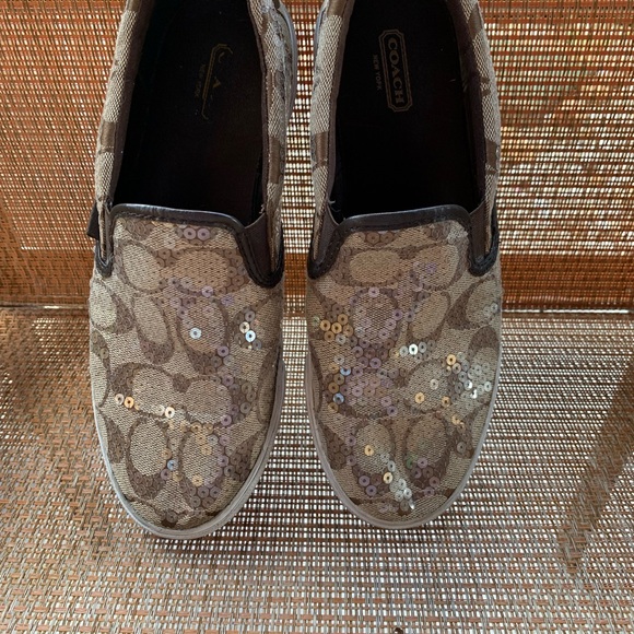 COACH ladies slip on sequins sneakers 7 1/2 - Picture 3 of 12